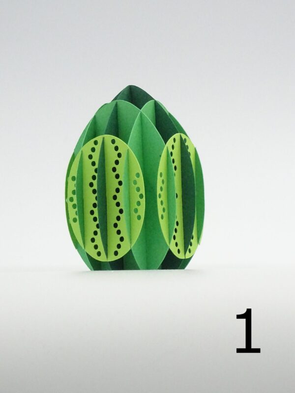 Grønt kartonæg med zikzakmønster